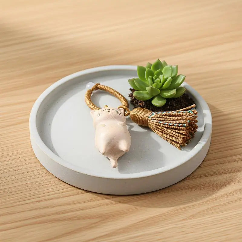 Vintage Style Hand Carved Wooden Cat Keychain Cute Kitty Tassel Charm Bag Pendant Lovely Gift for Pet Owners